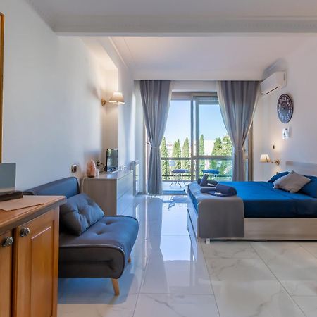 Next Stop From Laura Hotel Ngoại thất bức ảnh