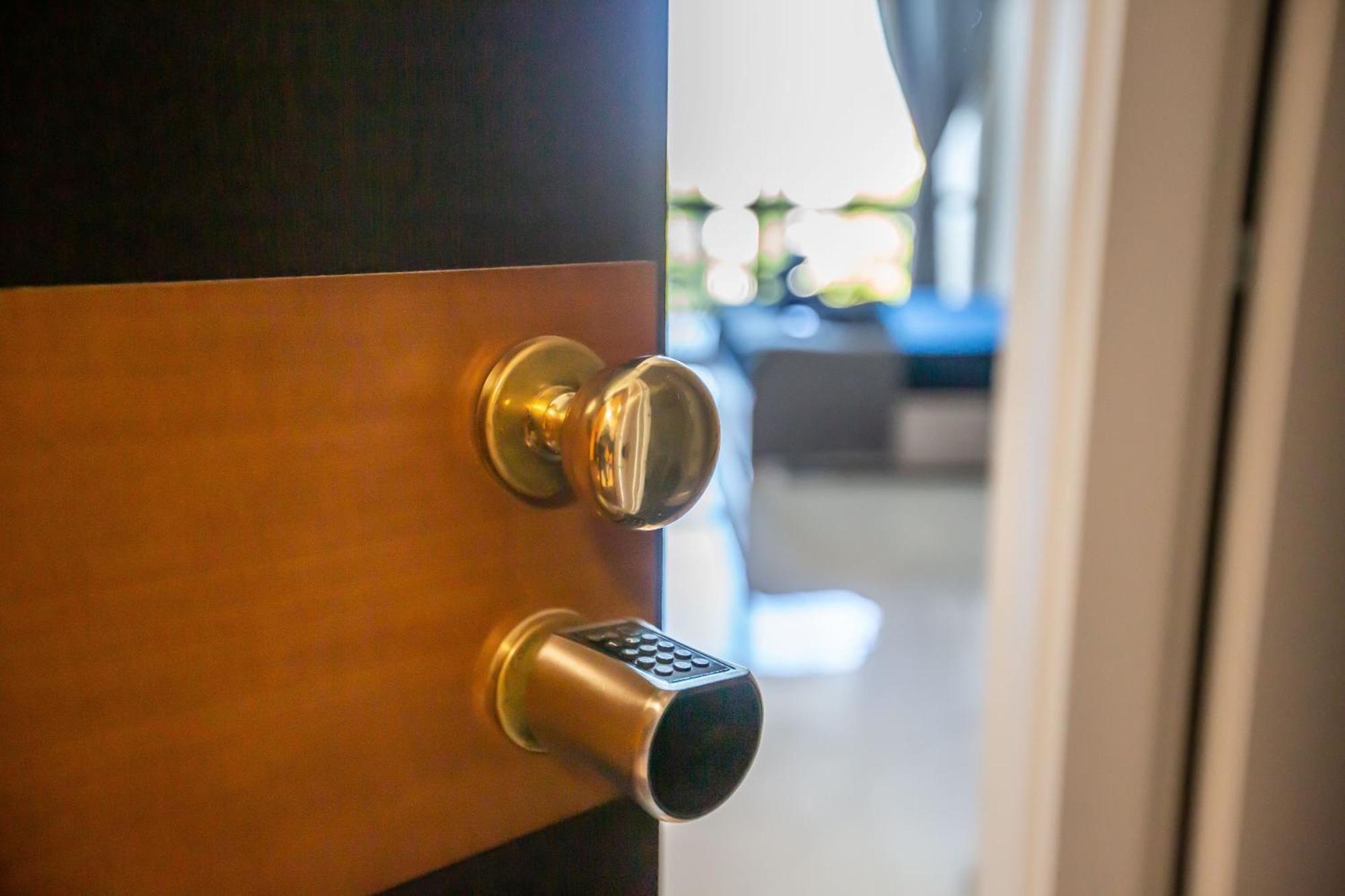 Next Stop From Laura Hotel Ngoại thất bức ảnh