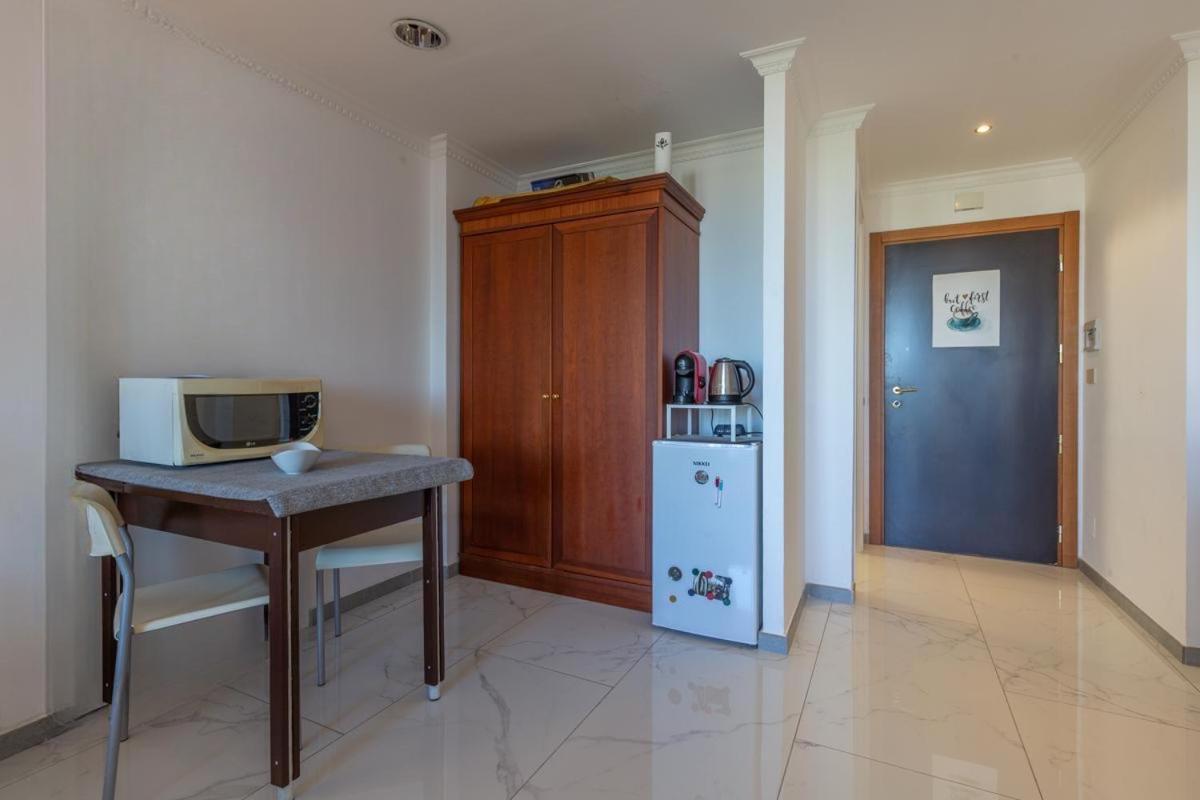 Next Stop From Laura Hotel Ngoại thất bức ảnh