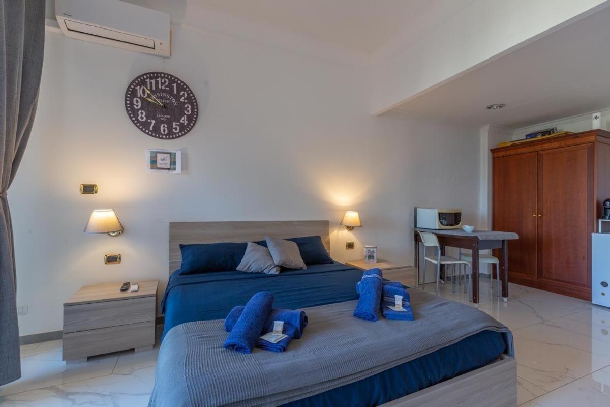 Next Stop From Laura Hotel Ngoại thất bức ảnh